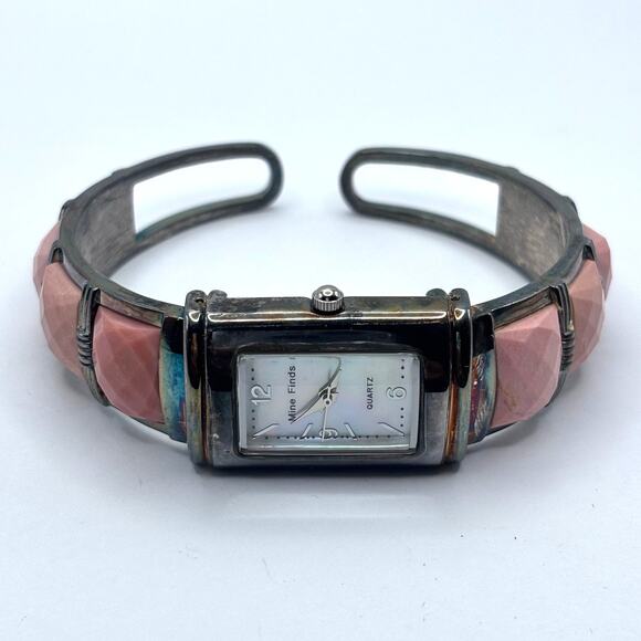 Retro Silver & Pink Watch - Picture 3 of 3